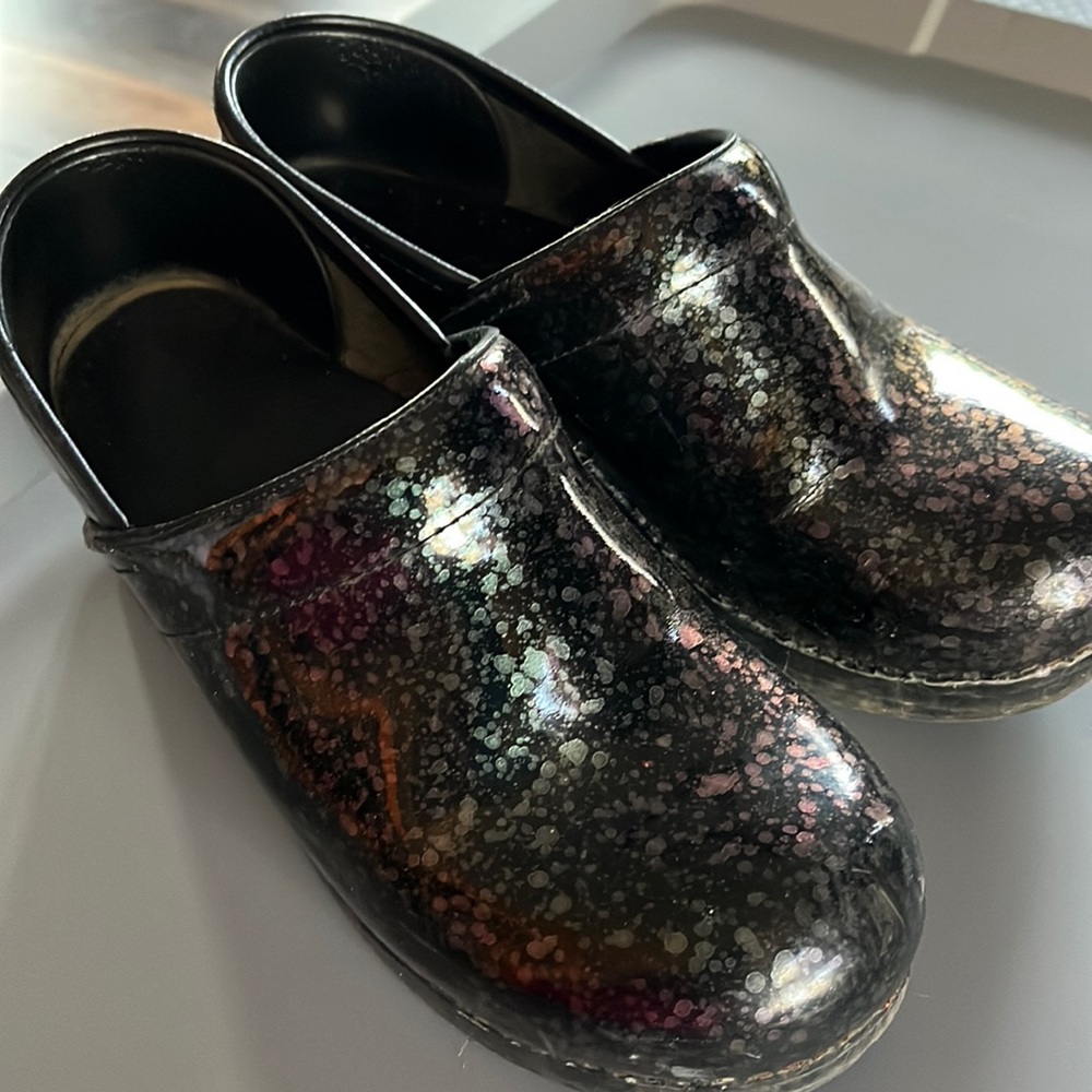 Dansko nursing shoes